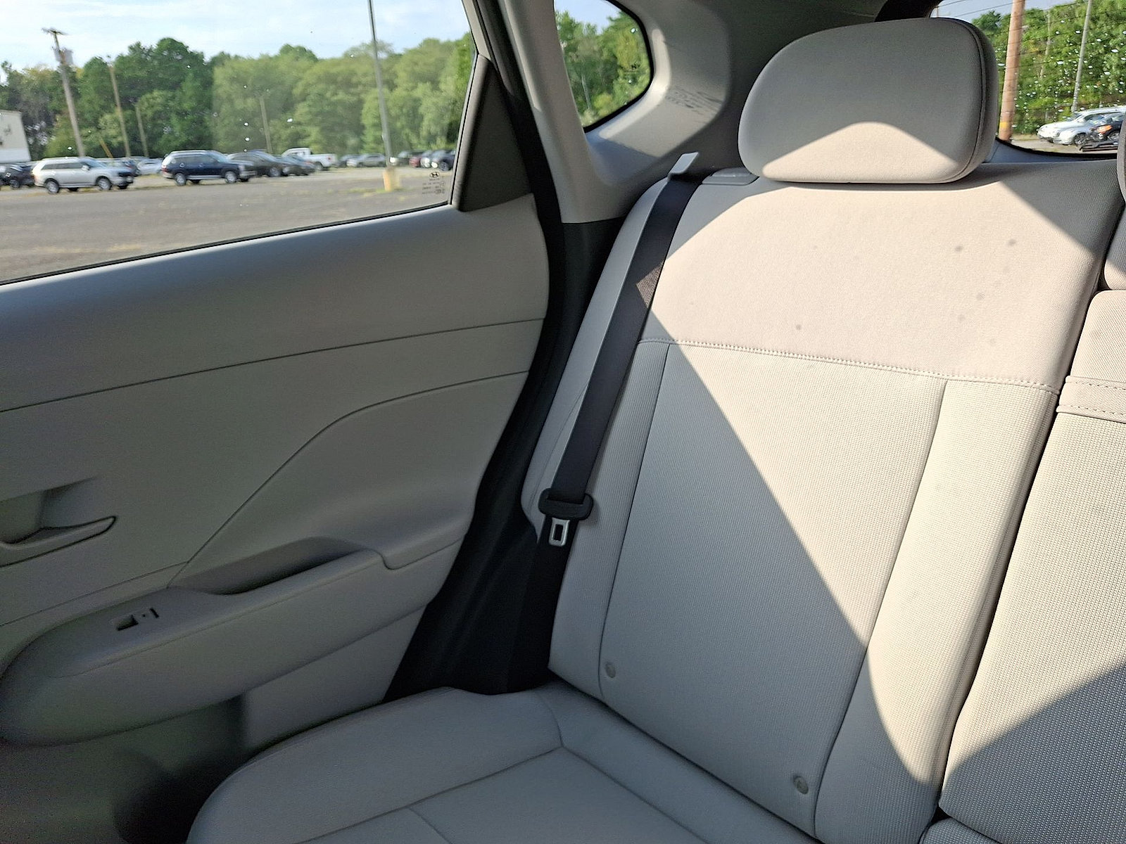 Certified 2025 Hyundai Kona SE AWD/4WD image 12