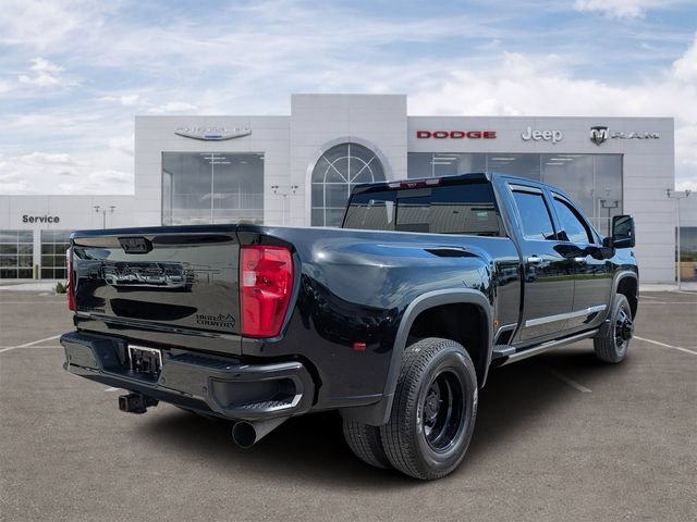 Used 2025 Chevrolet Silverado 3500 High Country w/ High Country Premium Package AWD/4WD image 3