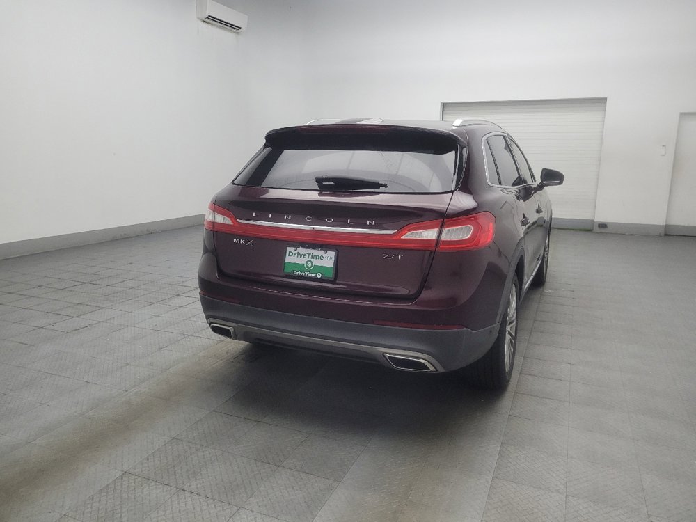 Used 2017 Lincoln MKX Reserve w/ Driver Assistance Package FWD image 9