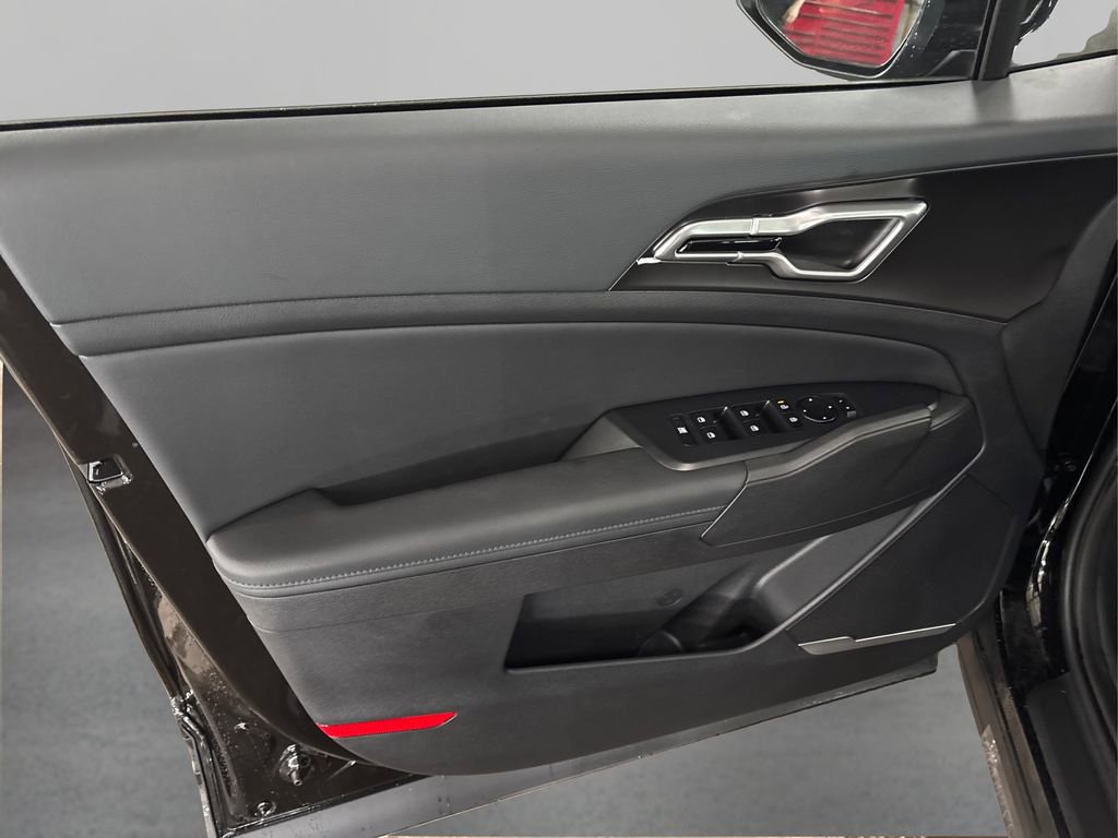 New 2026 Kia Sportage EX image 23