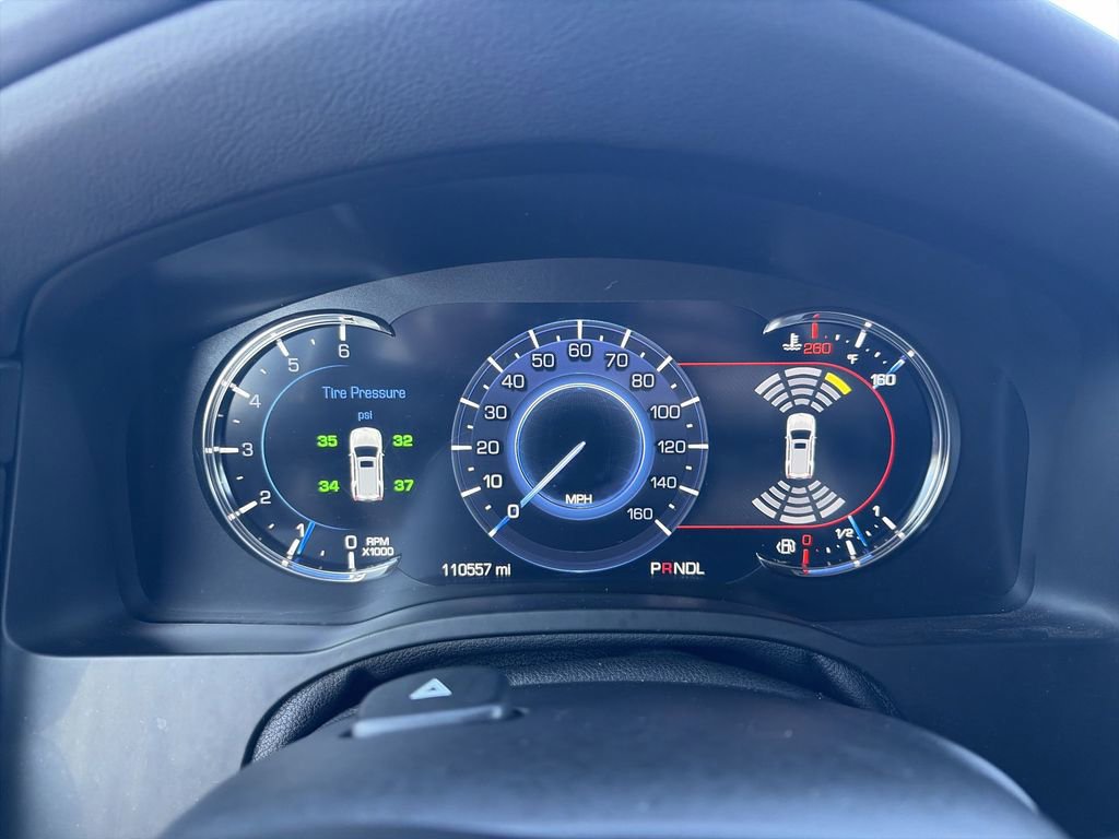 Used 2020 Cadillac Escalade Premium Luxury w/ Escalade Sport Edition image 21