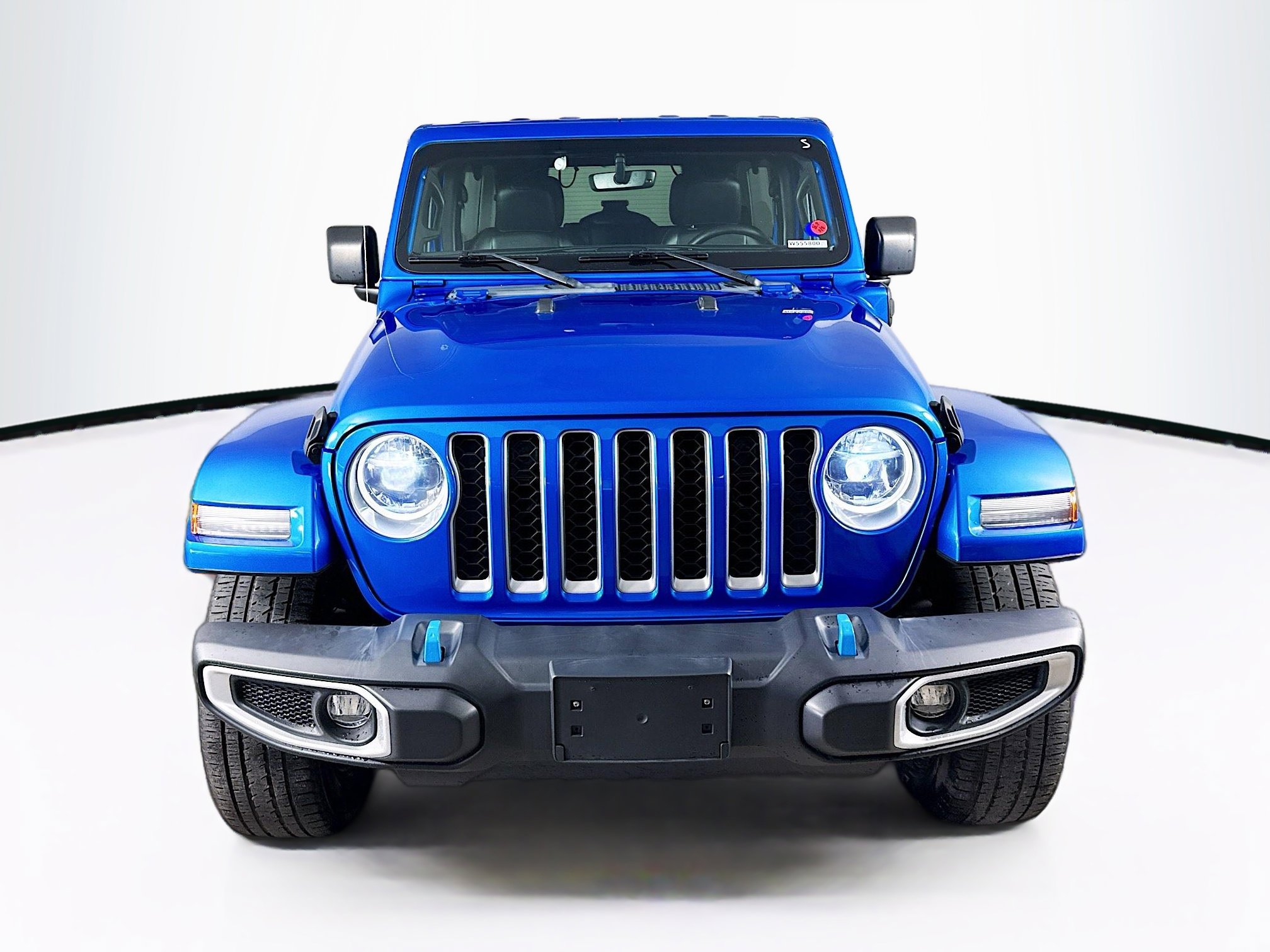 Used 2023 Jeep Wrangler Unlimited Sahara w/ Cold Weather Group image 3