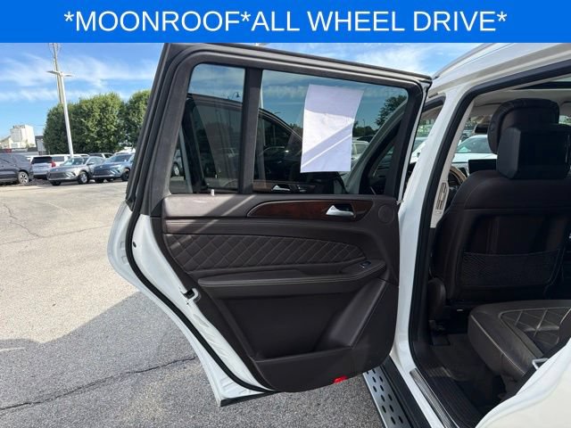 Used 2017 Mercedes-Benz GLS 450 4MATIC image 26