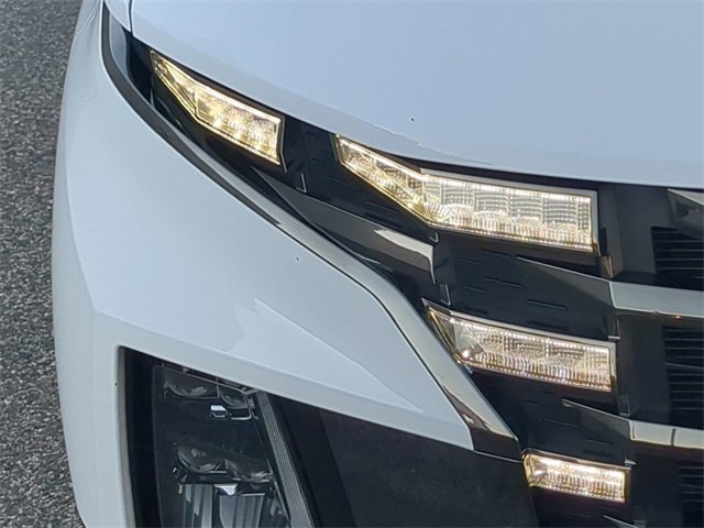 Used 2022 Hyundai Santa Cruz Limited image 10