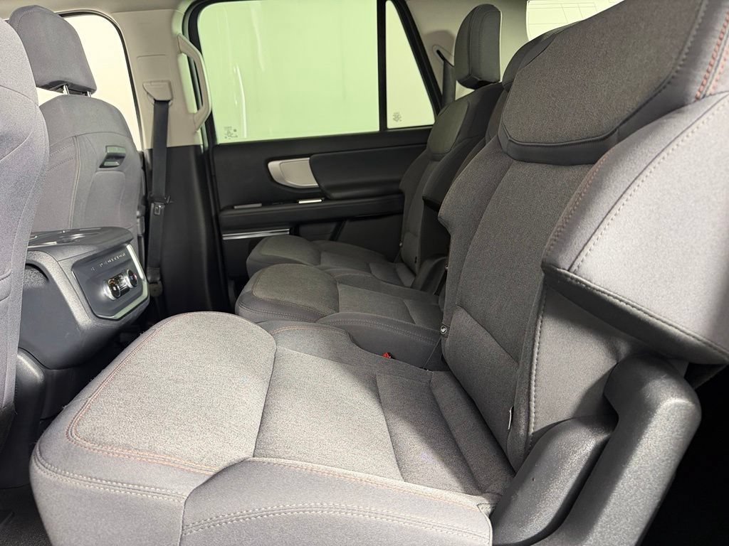 Used 2025 Ford Expedition Max Active RWD image 26