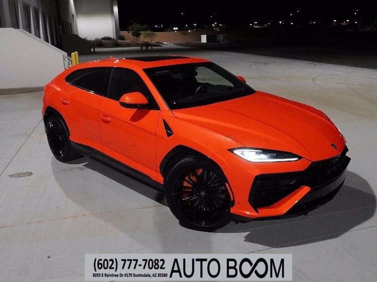 Used 2025 Lamborghini Urus SE AWD/4WD image 1