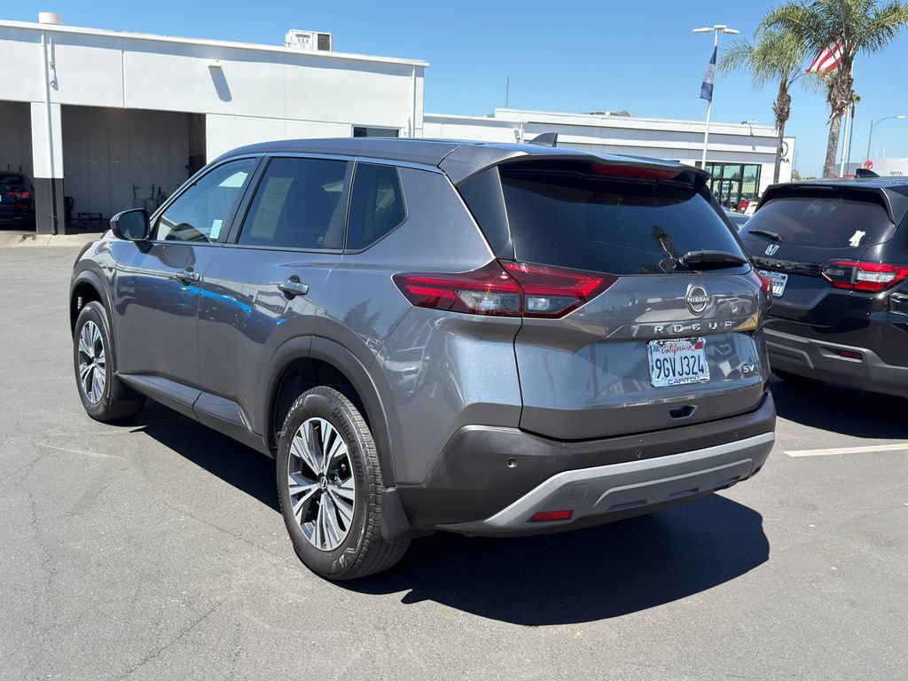 Used 2023 Nissan Rogue SV FWD image 9