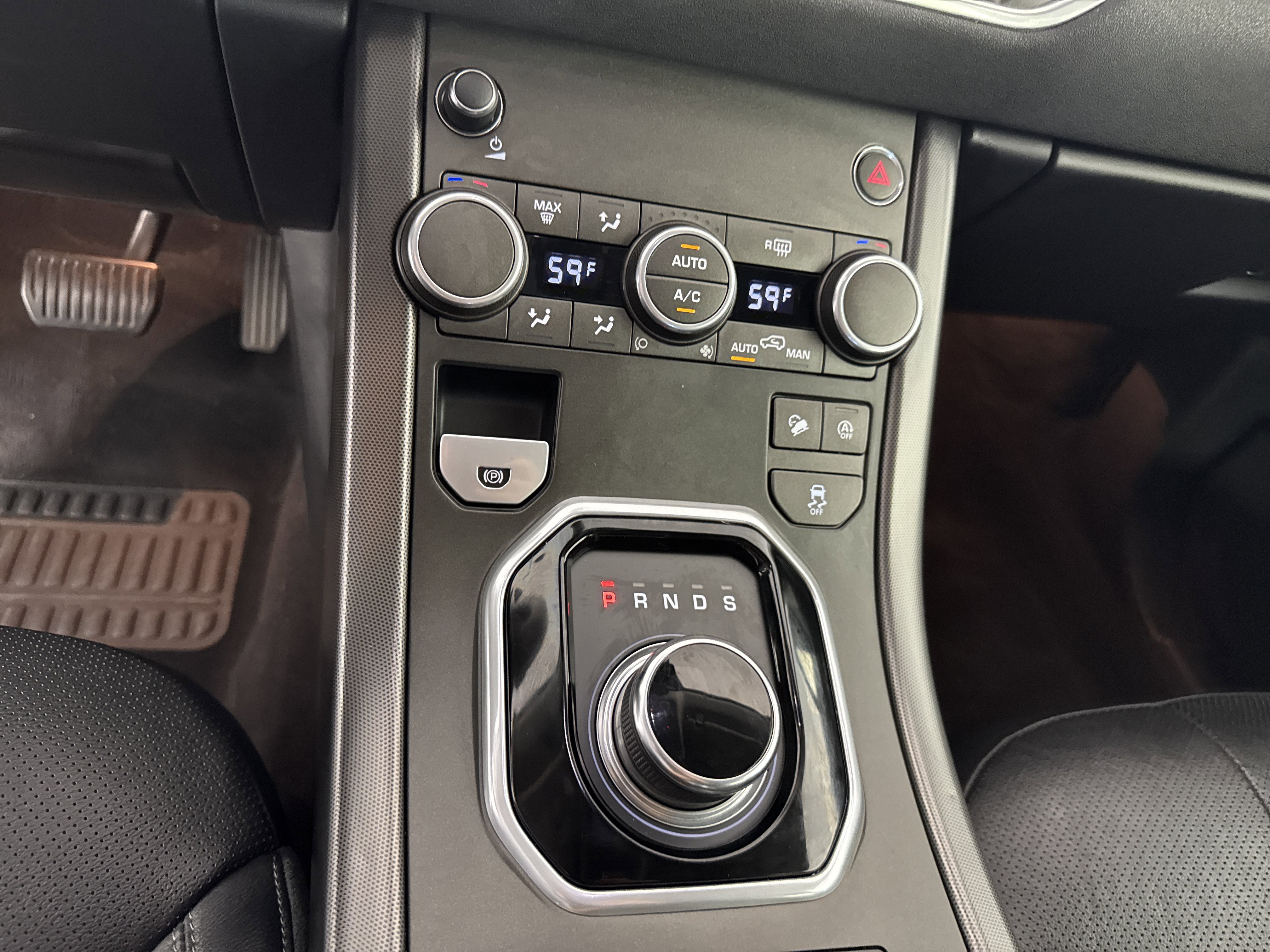 Used 2019 Land Rover Range Rover Evoque SE Premium AWD/4WD image 19