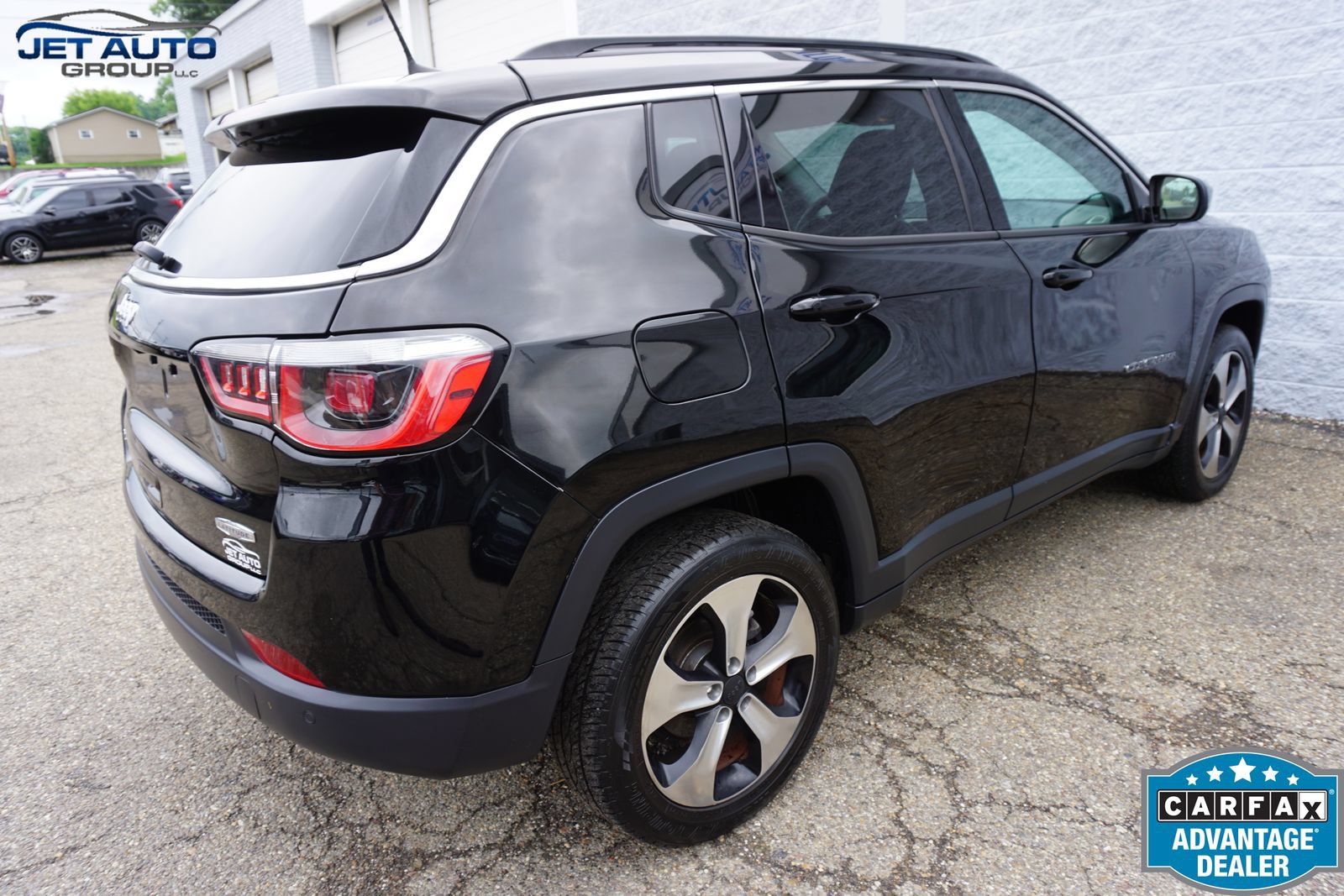 Used 2018 Jeep Compass Latitude w/ Popular Equipment Group AWD/4WD image 10