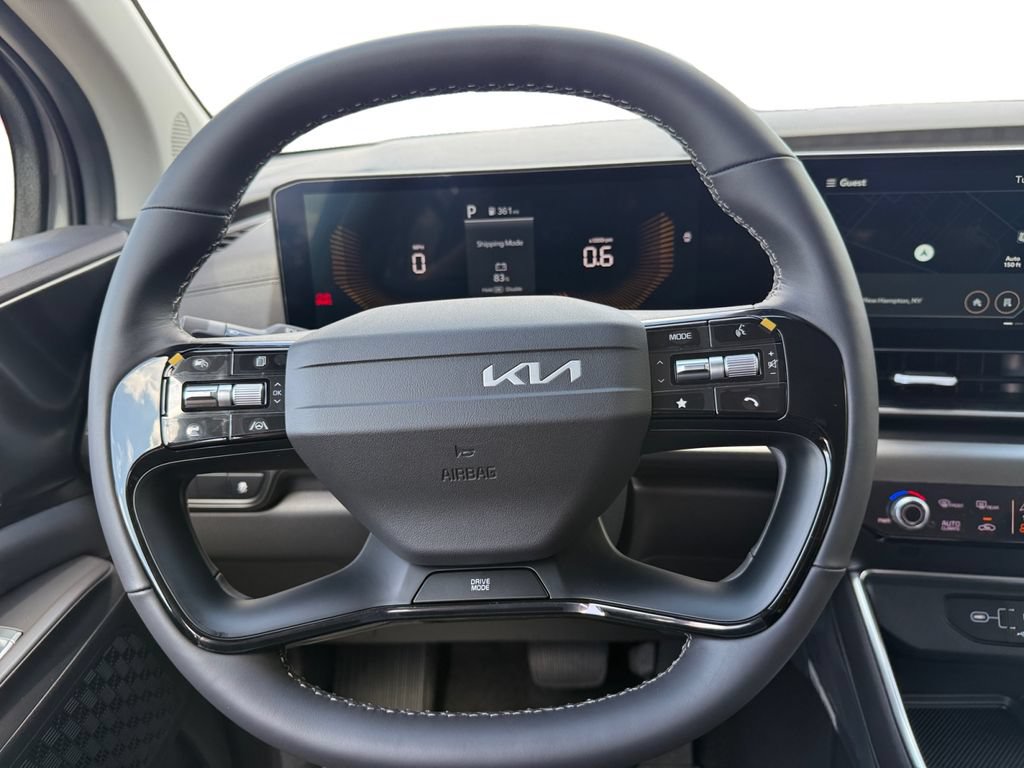 New 2027 Kia Carnival EX FWD image 12