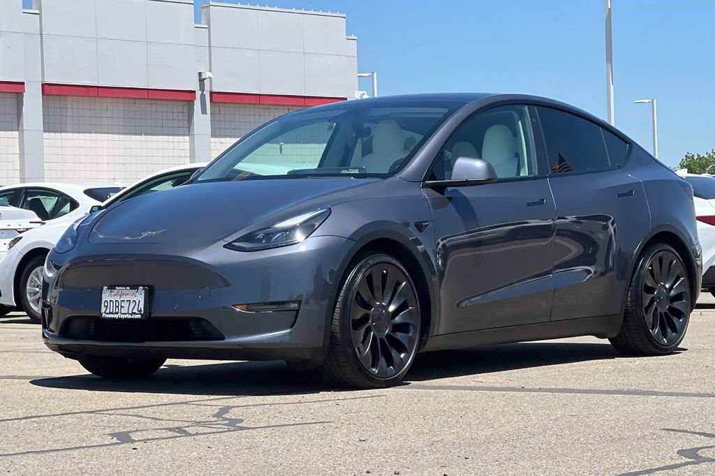 Used 2022 Tesla Model Y Performance AWD/4WD image 10
