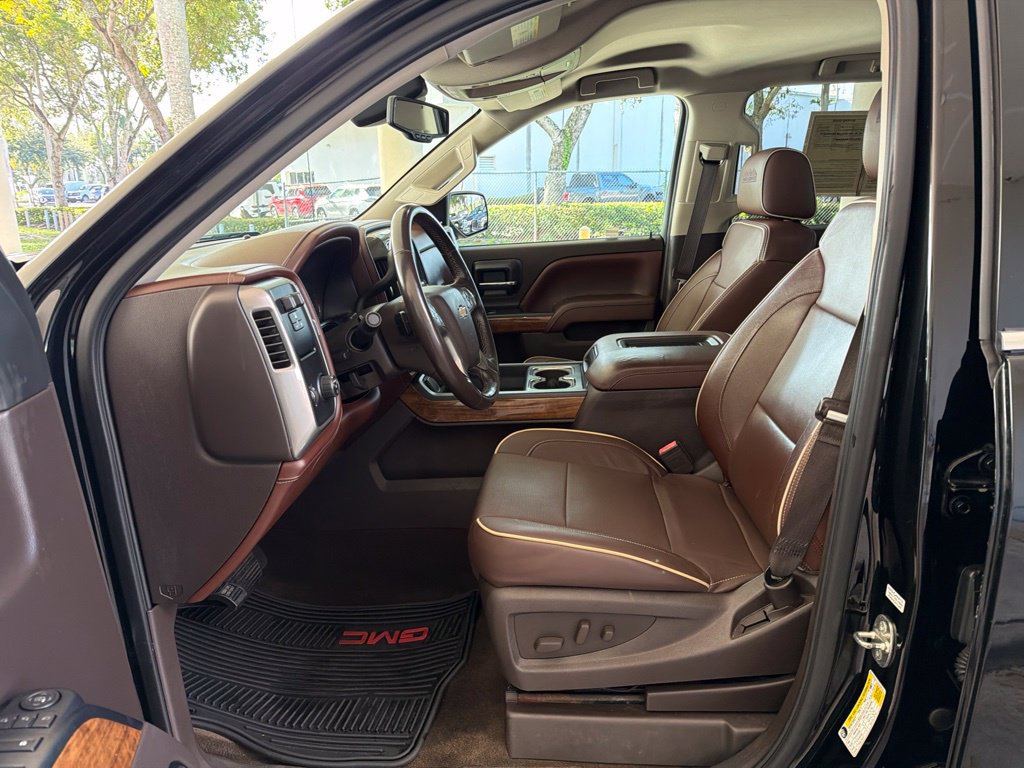 Used 2016 Chevrolet Silverado 1500 High Country w/ High Country Premium Package RWD image 6