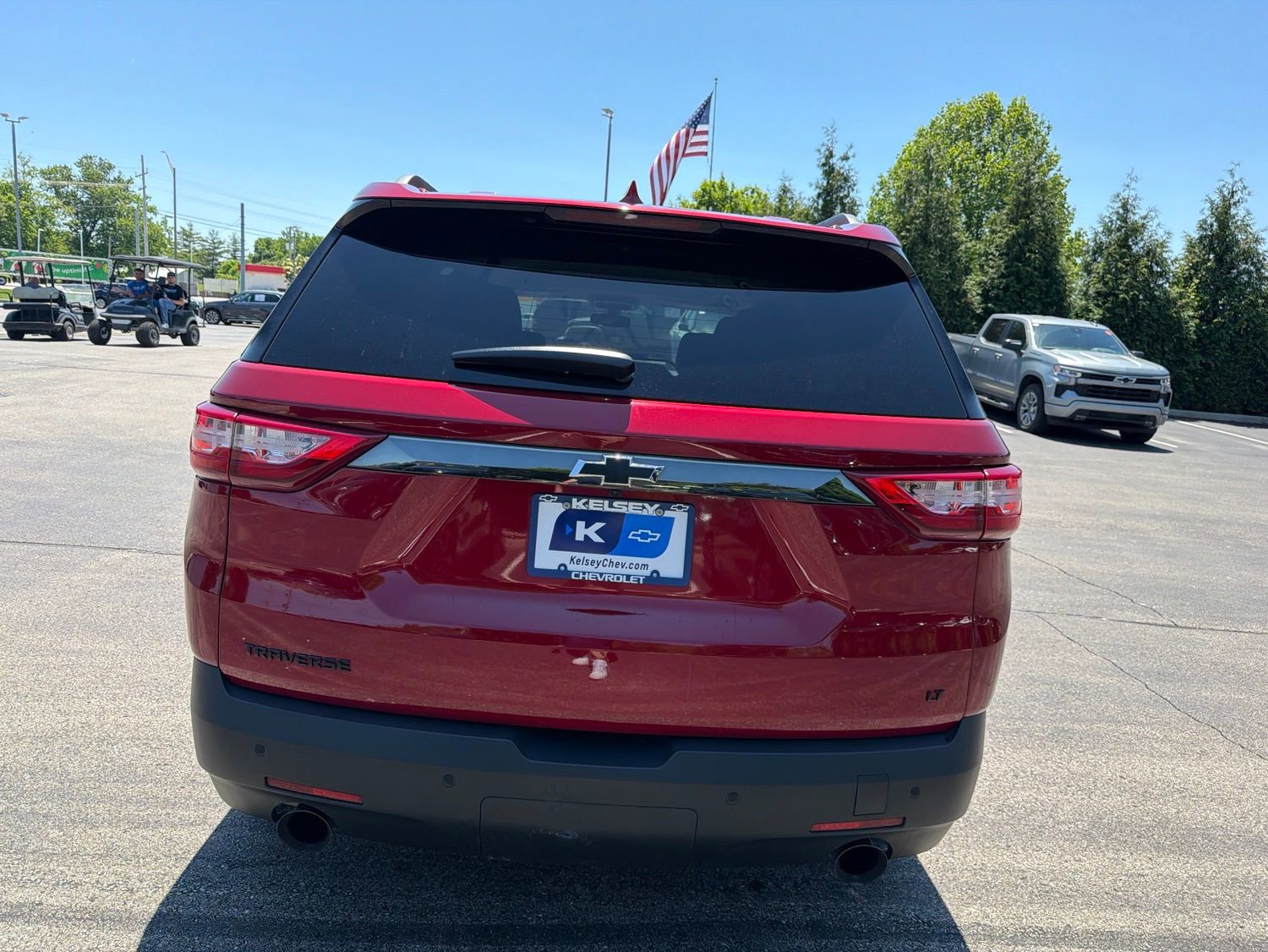 Used 2019 Chevrolet Traverse LT FWD image 4