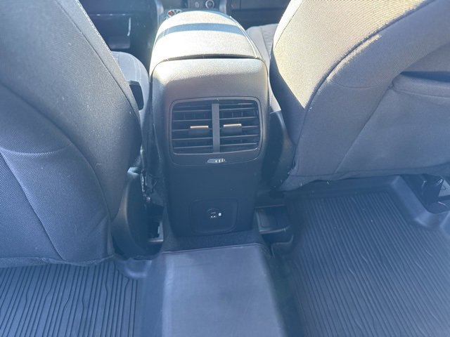 Used 2020 Ford Escape SE image 17