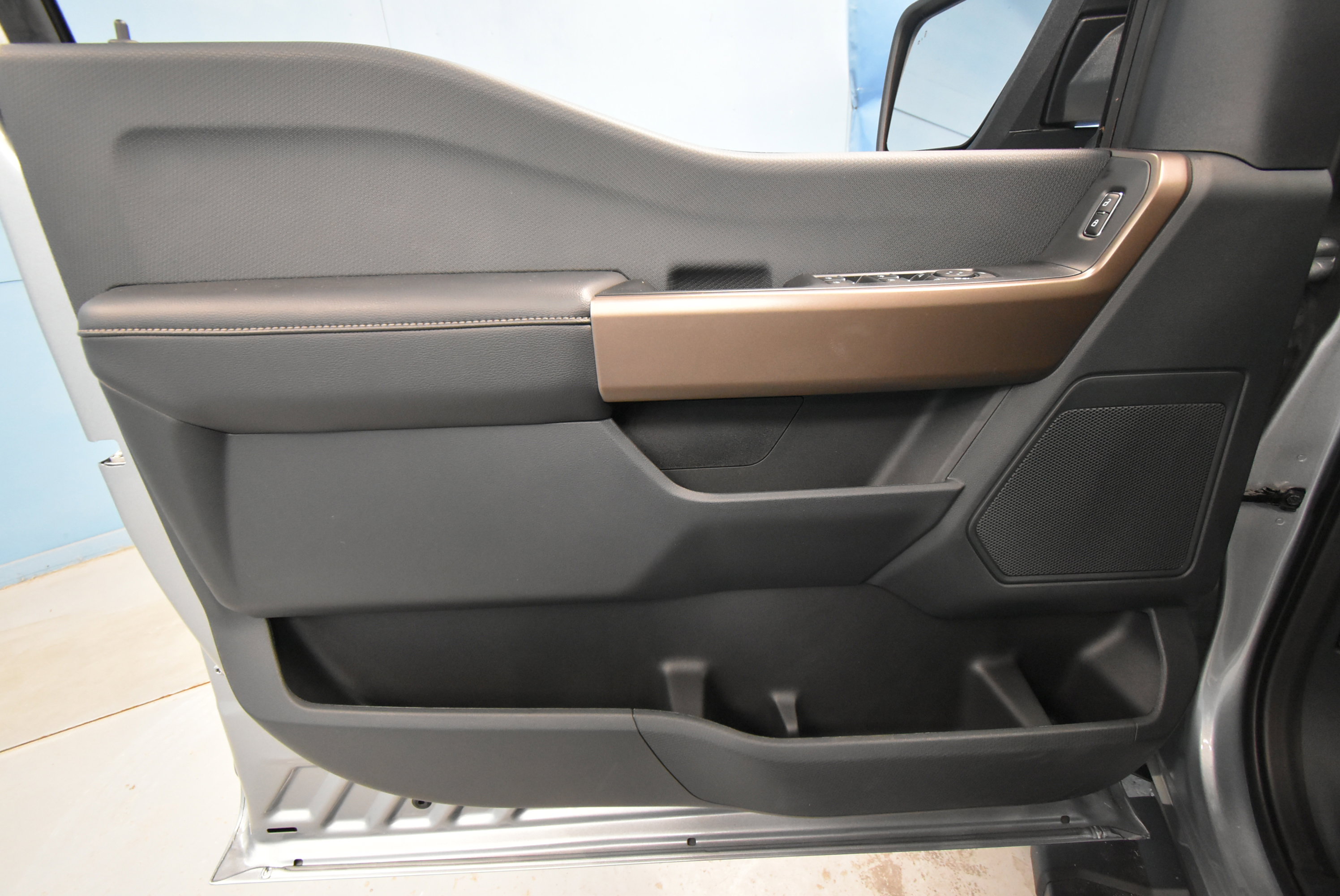 New 2025 Ford F150 STX w/ Equipment Group 201A FX4 image 3