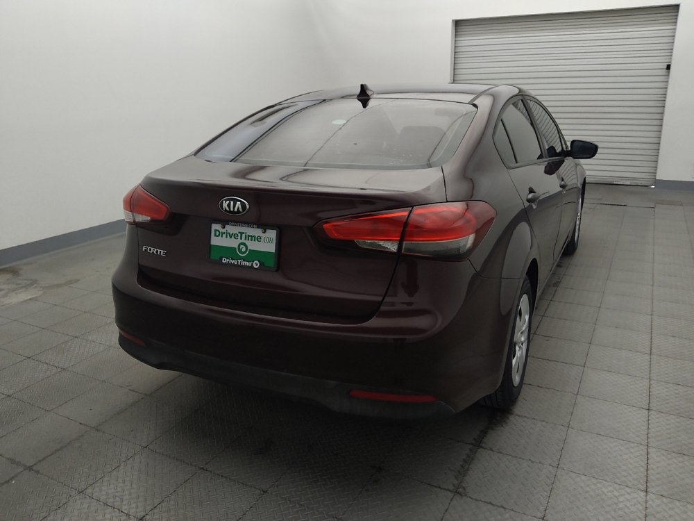 Used 2017 Kia Forte LX FWD image 7