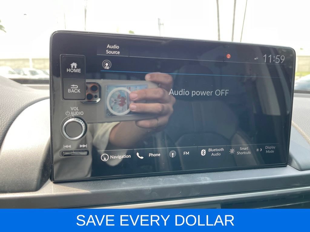 Used 2023 Honda Pilot Touring image 10