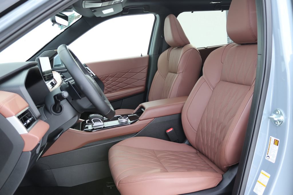 New 2026 Mitsubishi Outlander SEL image 7