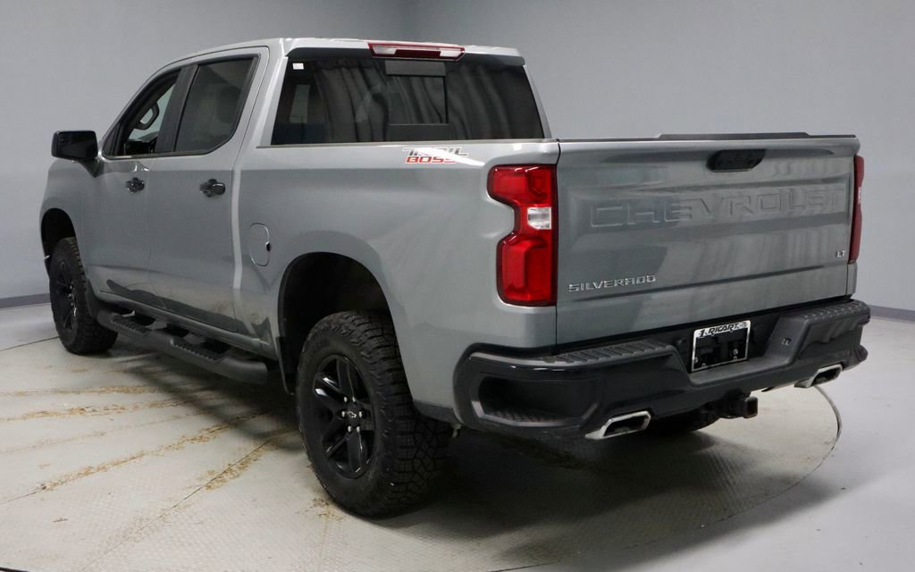 Used 2025 Chevrolet Silverado 1500 LT Trail Boss w/ Convenience Package II image 9