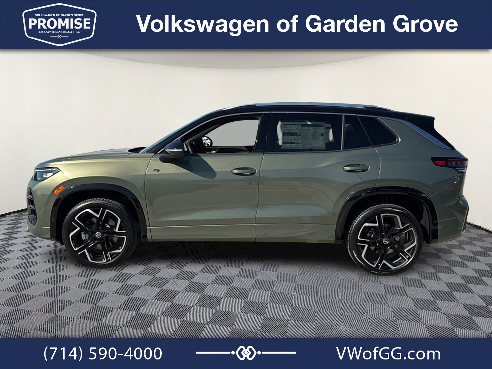 New 2026 Volkswagen Tiguan SEL R-Line AWD/4WD image 5
