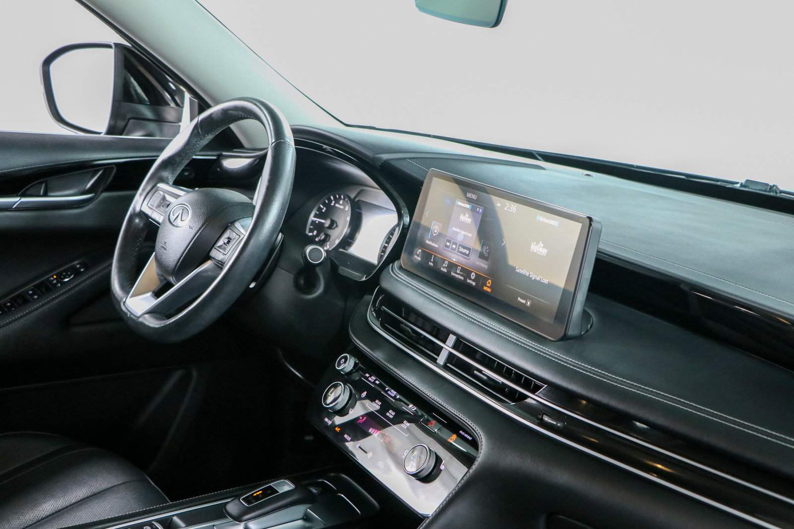 Used 2023 INFINITI QX60 Pure FWD image 27