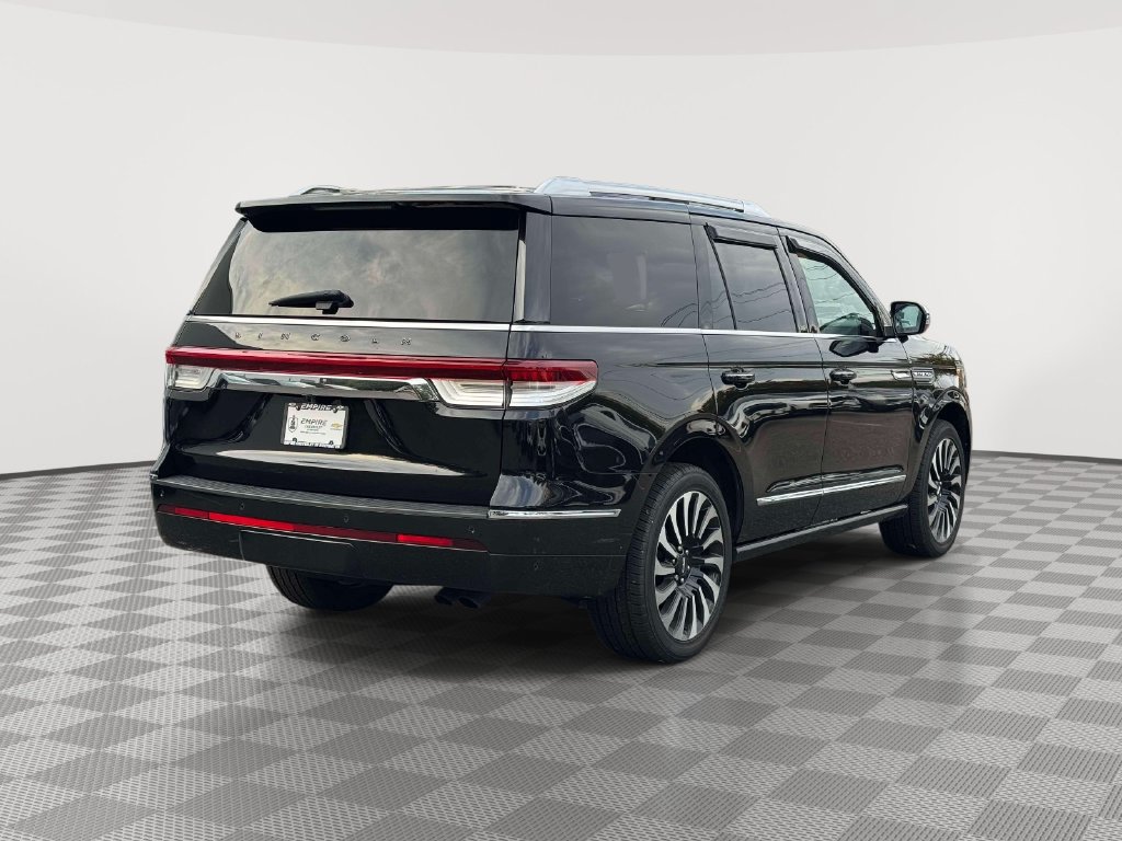 Used 2024 Lincoln Navigator Black Label AWD/4WD image 7
