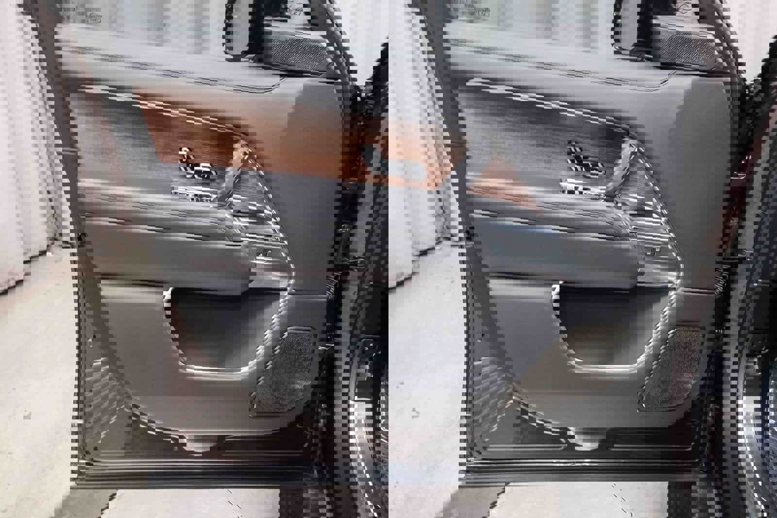 Used 2025 Land Rover Range Rover Long Wheelbase Autobiography image 19