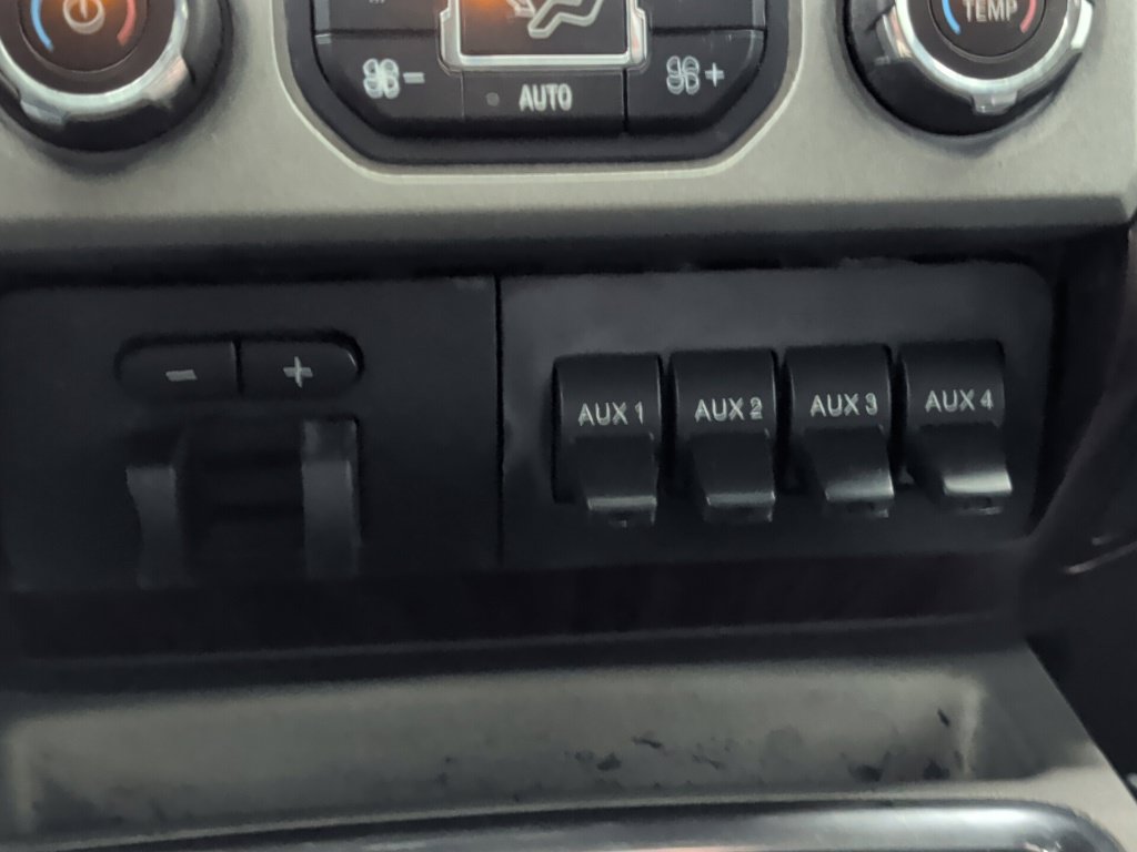 Used 2014 Ford F250 Lariat w/ Chrome Package AWD/4WD image 23