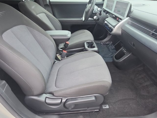 Used 2024 Hyundai Ioniq 5 SEL RWD image 18