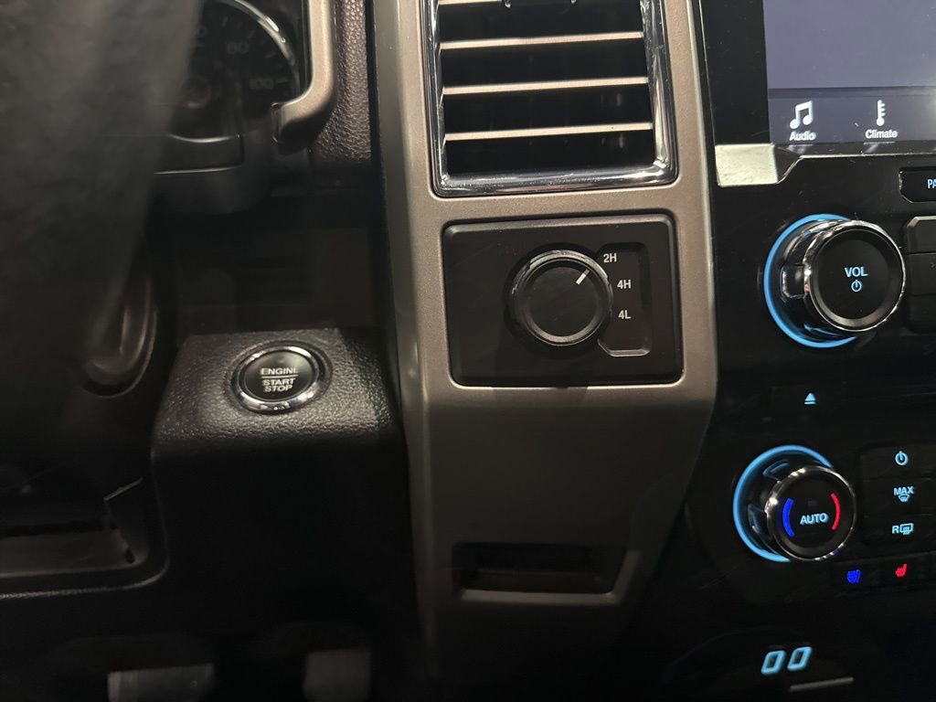 Used 2016 Ford F150 Lariat image 28