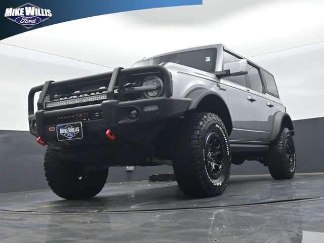 Used 2023 Ford Bronco Outer Banks w/ Sasquatch Package AWD/4WD image 19