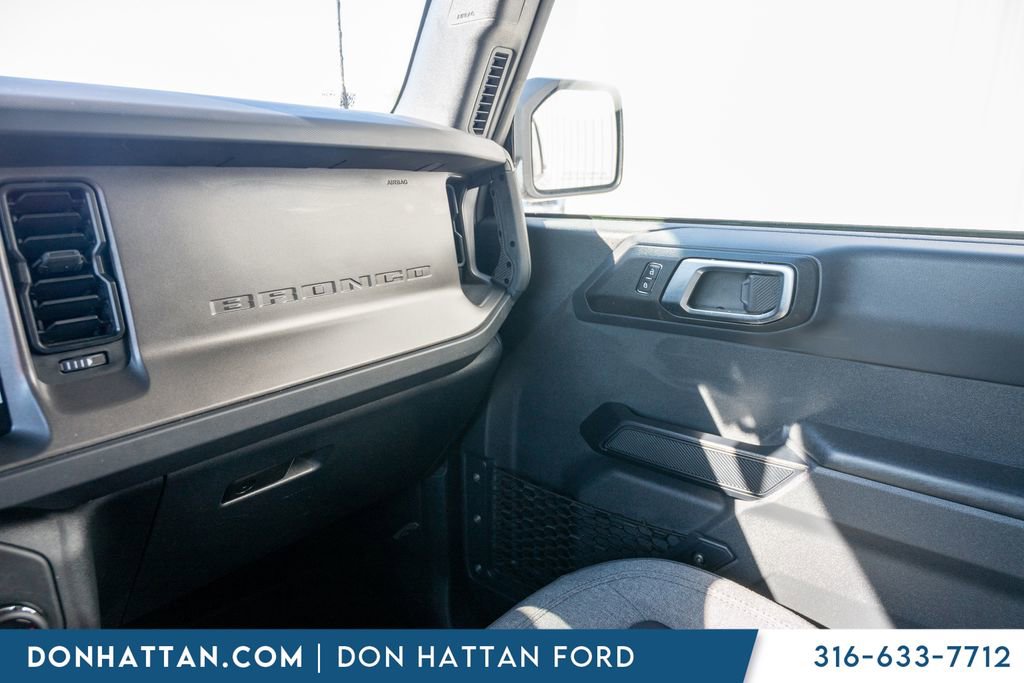 Used 2025 Ford Bronco Big Bend image 15