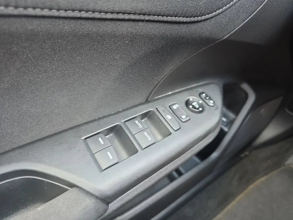 Used 2017 Honda Civic EX-T image 22