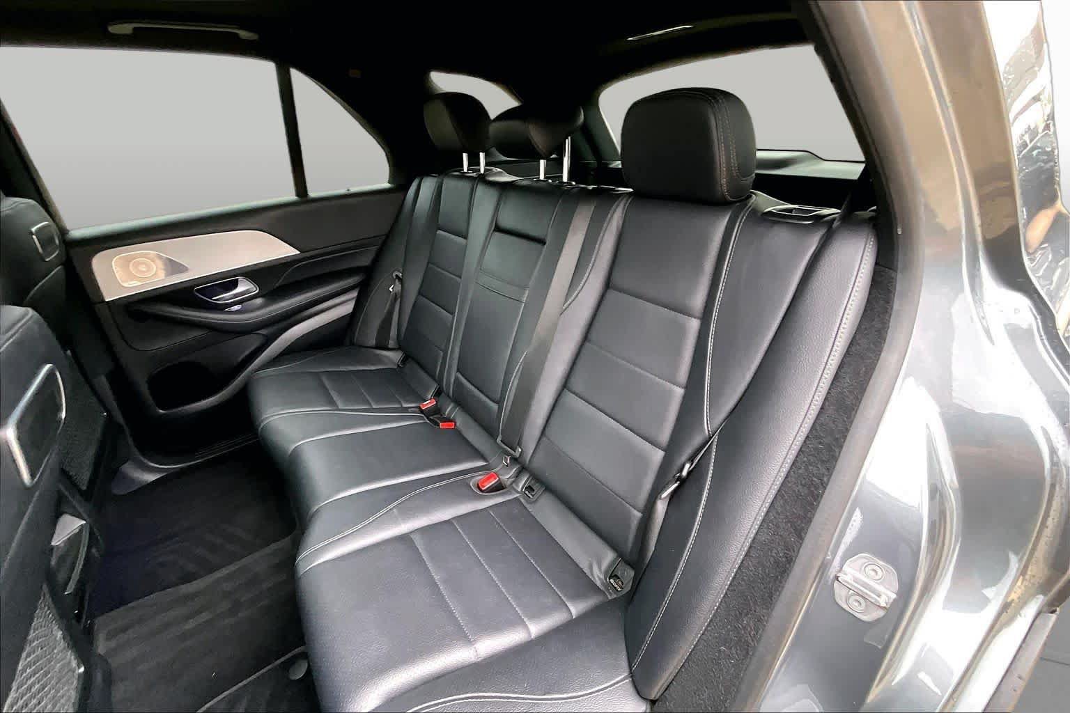Used 2020 Mercedes-Benz GLE 350 w/ Premium Package image 14