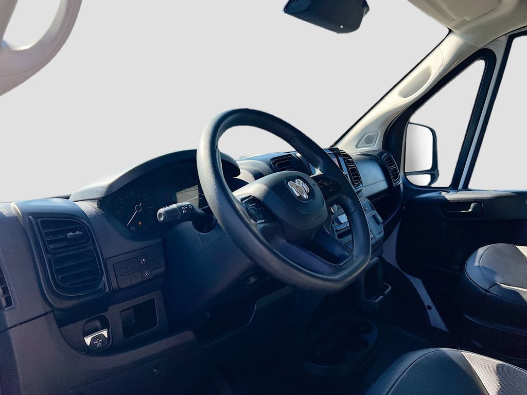 Used 2023 RAM ProMaster 2500 FWD image 9