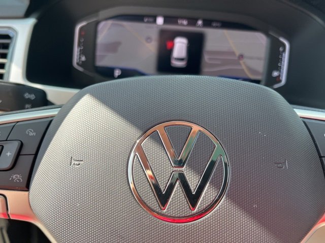 Used 2021 Volkswagen Atlas SEL w/ MDO Package (Bench Seat) image 32