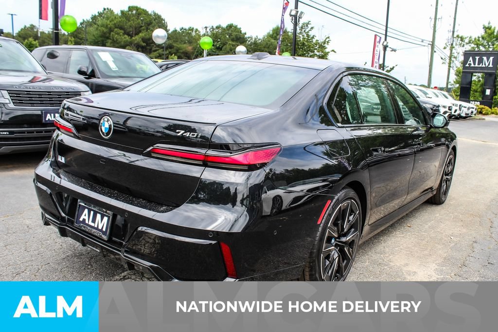 Used 2023 BMW 740i w/ Executive Package RWD image 4