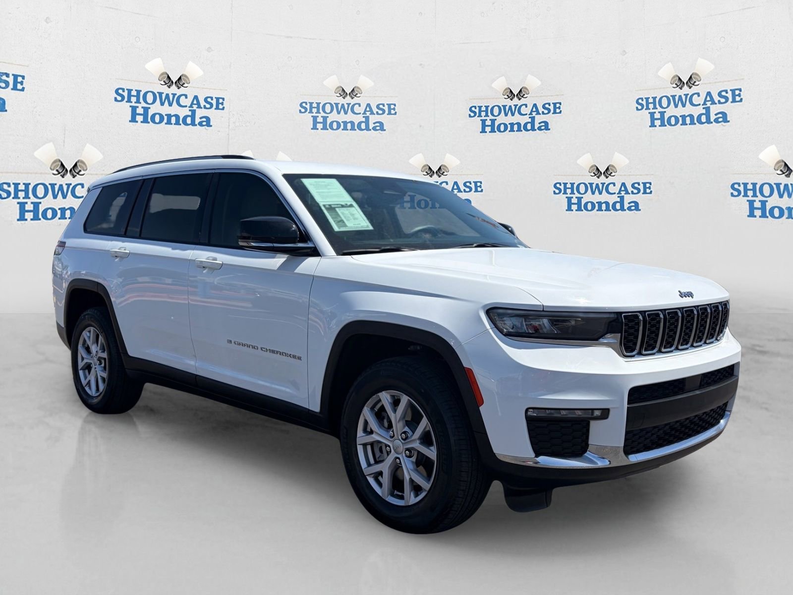 Used 2021 Jeep Grand Cherokee L Limited AWD/4WD image 9