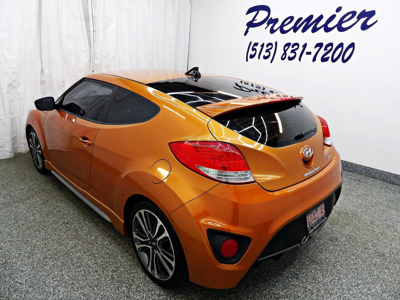 Used 2016 Hyundai Veloster Turbo image 4