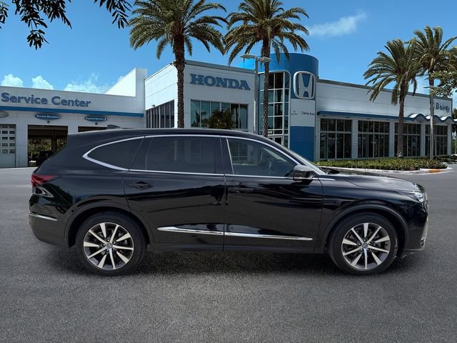 Certified 2025 Acura MDX w/ Technology Package FWD image 9