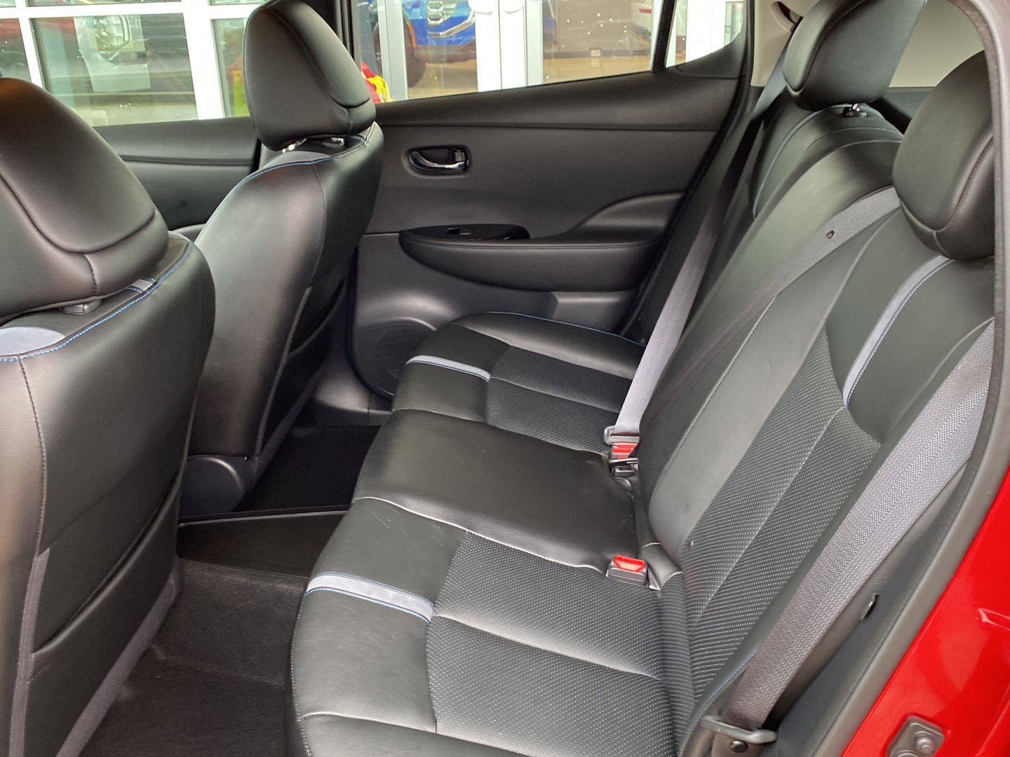 Used 2018 Nissan Leaf SL w/ SL Technology Package image 21