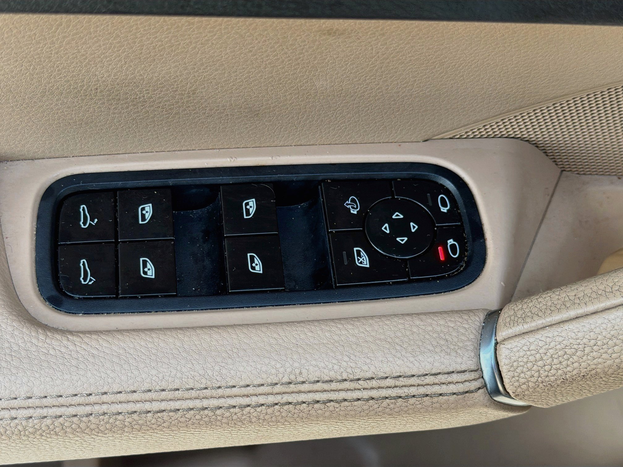 Used 2019 Porsche Cayenne AWD/4WD image 22