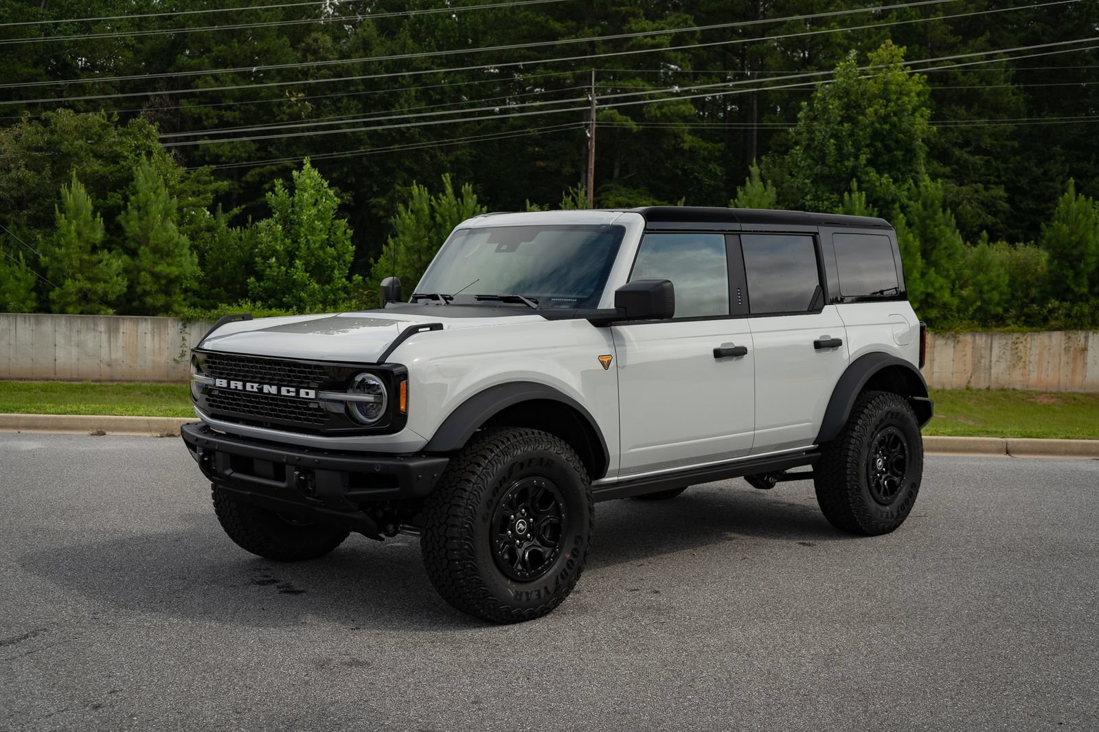 New 2026 Ford Bronco Badlands AWD/4WD image 12