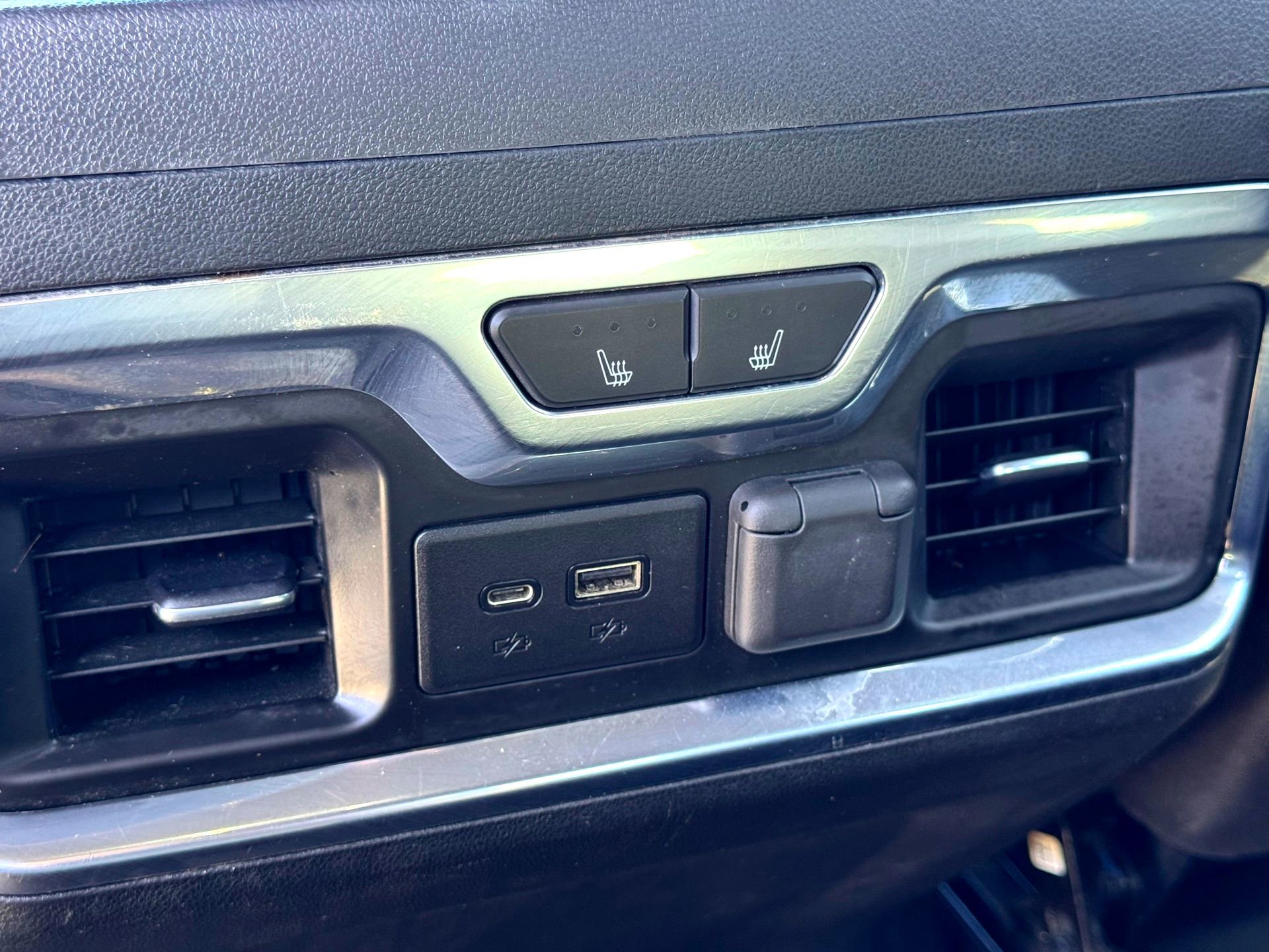 Used 2020 Chevrolet Silverado 2500 High Country w/ Z71 Off-Road Package image 22