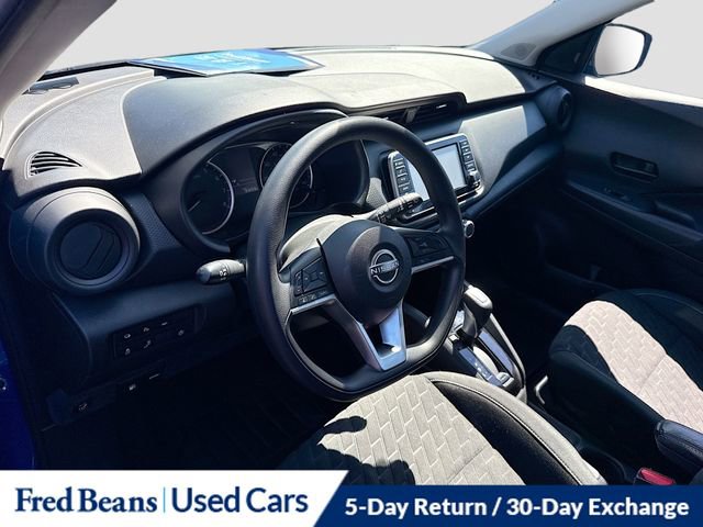 Used 2022 Nissan Kicks S w/ Interior Electronics Package FWD image 11
