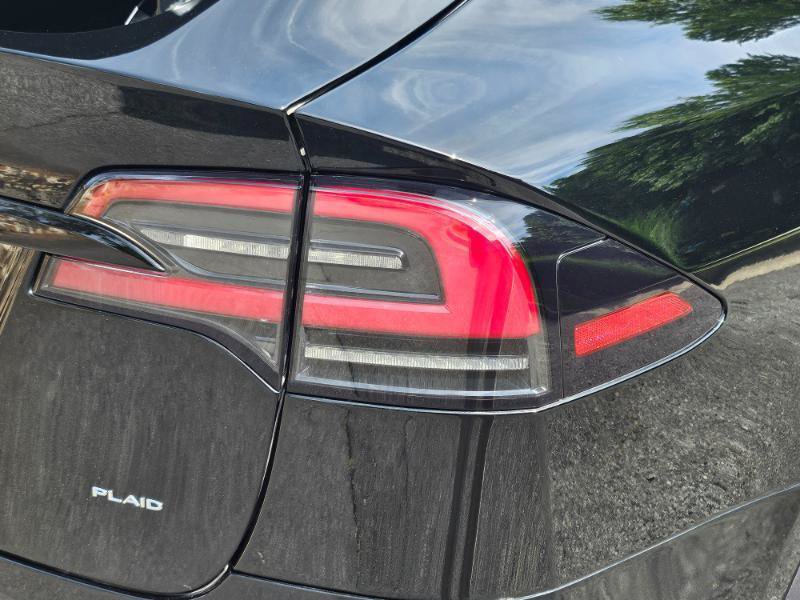 Used 2022 Tesla Model X AWD/4WD image 31