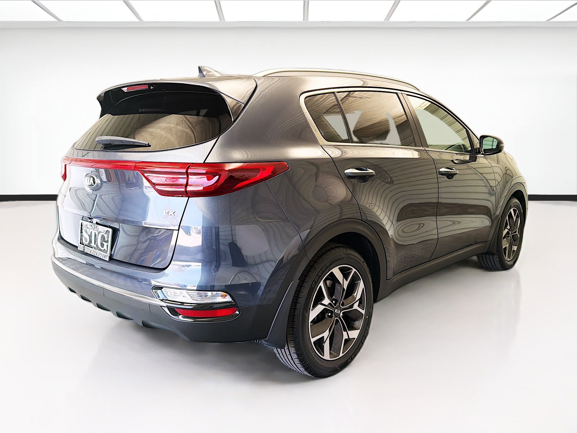 Used 2020 Kia Sportage EX FWD image 4