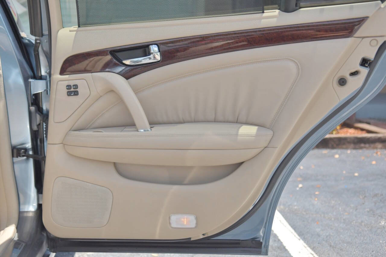 Used 2005 INFINITI Q45 w/ (P01) Premium Pkg image 33