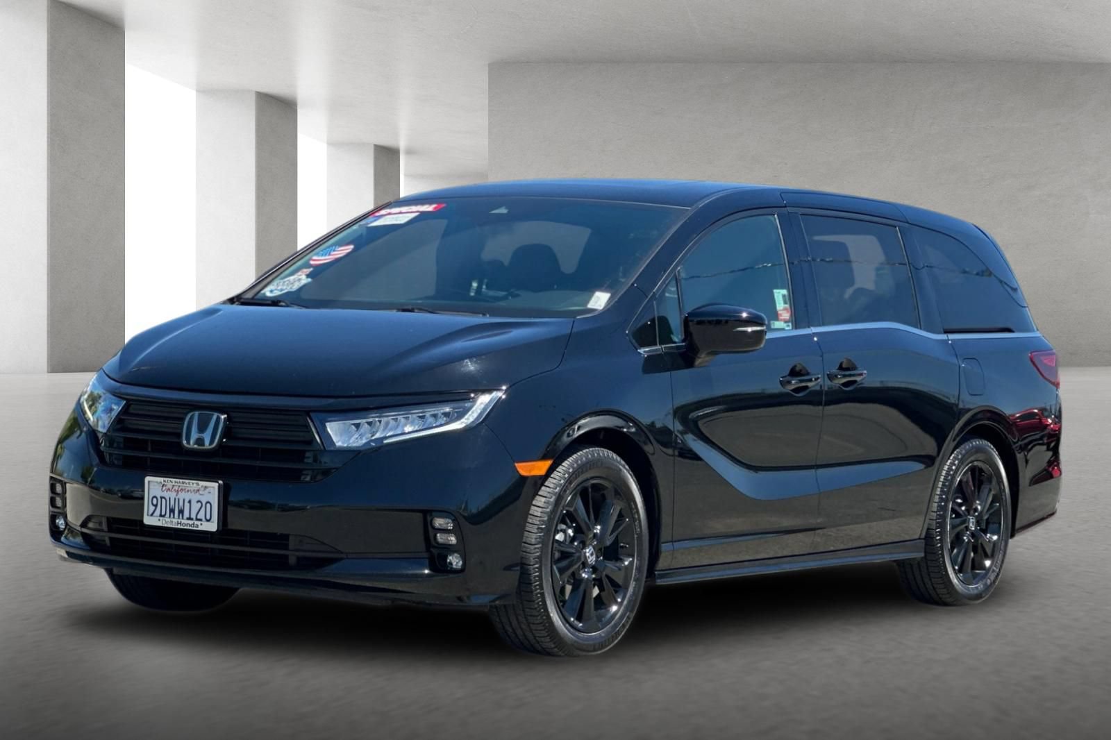Used 2023 Honda Odyssey Sport image 8