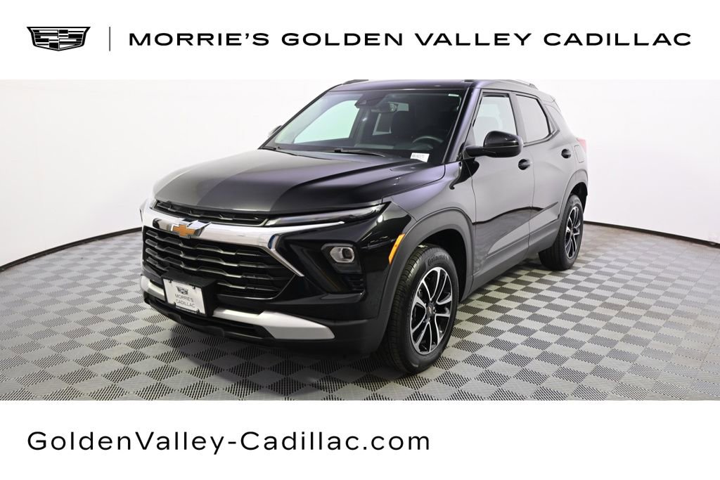Used 2025 Chevrolet TrailBlazer LT w/ Convenience Package AWD/4WD image 1